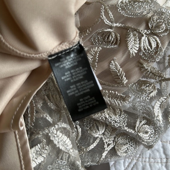 Lovely Tahari Semi-formal Dress~ Size 12. EC - Picture 10 of 10